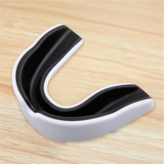 Protège-Dents pour Enfants avec Boîtier de Rangement – Protection Dentaire EVA, Double Couleur, Idéal pour Boxe, MMA, Kickboxing et Muay Thai - BLACKBEARD OUTDOOR INDUSTRIES