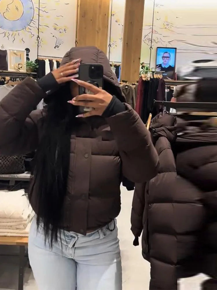Doudoune courte femme vert olive brillante à capuche