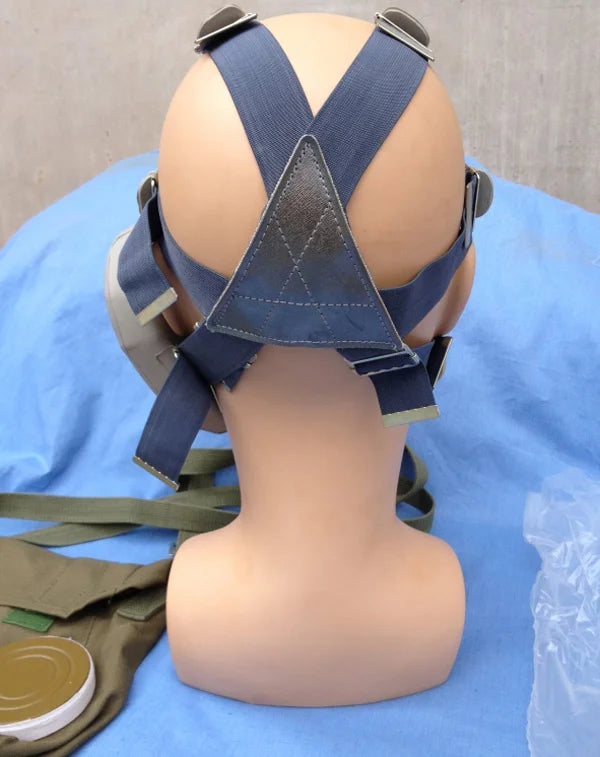 Masque à Gaz Intégral Chinois Type 65 — Surplus Guerre du Vietnam avec Pochette - BLACKBEARD OUTDOOR INDUSTRIES