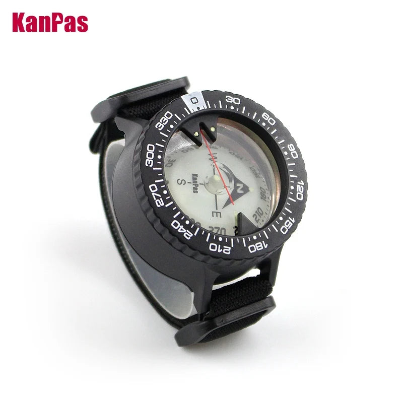Boussole de poignet D-50 luminescente – 50 mm