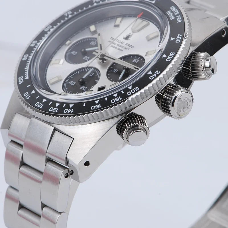 Montre Homme Tactical Frog TF004 – Chronographe Solaire VS75 – Étanche 200M – Verre Saphir – Bracelet Acier Inoxydable - BLACKBEARD OUTDOOR INDUSTRIES