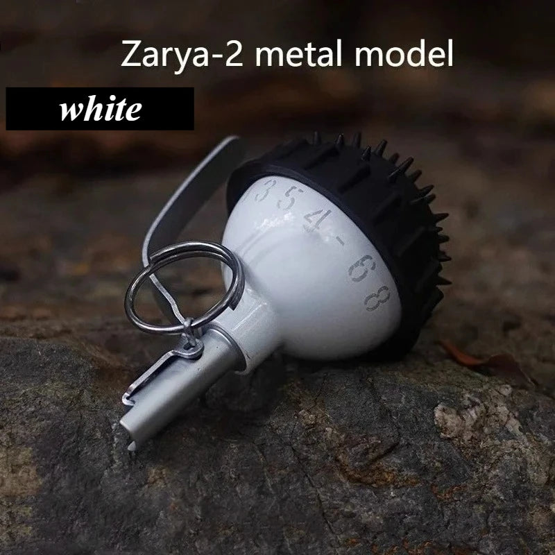 Maquette de grenade Zarya-2 en métal, statique 1:1