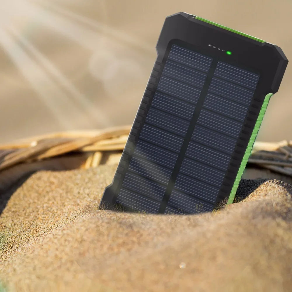 Power Bank Solaire 20 000mAh Étanche – Chargeur d'Urgence avec LED SOS & Boussole - BLACKBEARD OUTDOOR INDUSTRIES