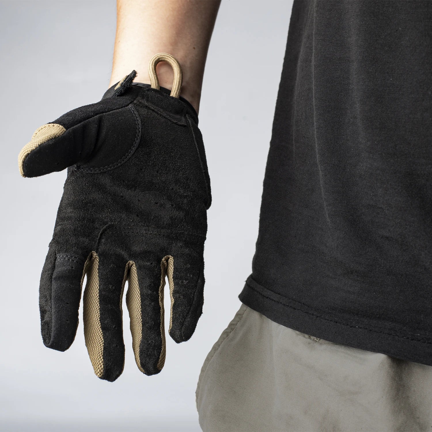 Gants Tactiques Militaires — Grip Antidérapant, Écran Tactile, Airsoft & Outdoor - BLACKBEARD OUTDOOR INDUSTRIES