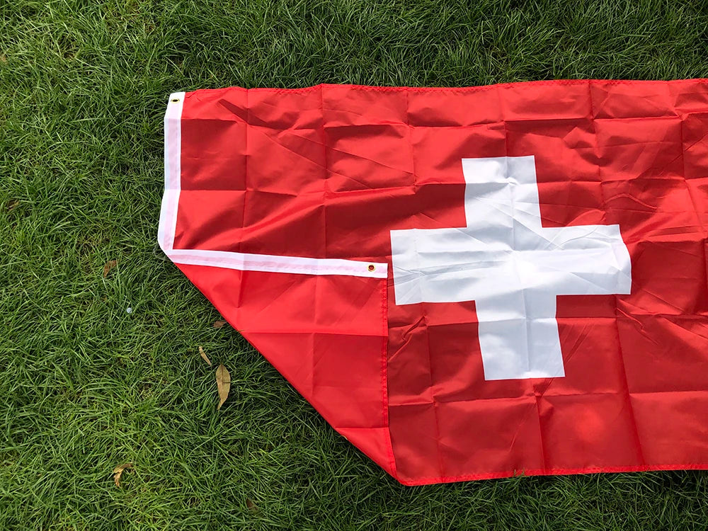 Drapeau de la Suisse - 90x150 cm - Polyester - Drapeau Suspendu pour Décoration BLACKBEARD OUTDOOR INDUSTRIES