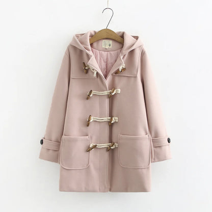 Manteau à capuche femme – Coupe ample et fermeture à boutons