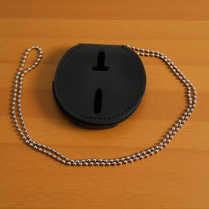 Porte-badge noir avec clip et chaînette