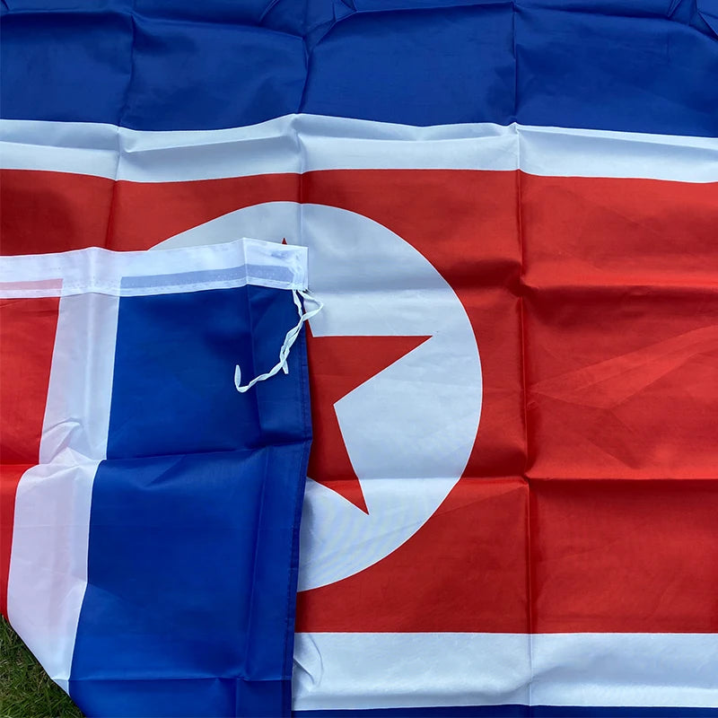 Drapeau de la République Populaire Démocratique de Corée (Corée du Nord) - 90x150 cm BLACKBEARD OUTDOOR INDUSTRIES