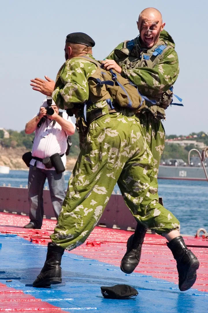 Tenue Camouflage Tactique Été – ATFG EMR White/Yellow Flower – Veste & Pantalon - BLACKBEARD OUTDOOR INDUSTRIES