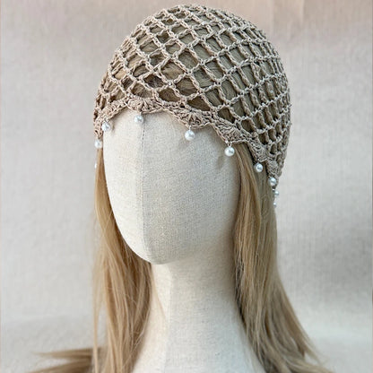 Bonnet filet au crochet femme avec perles décoratives