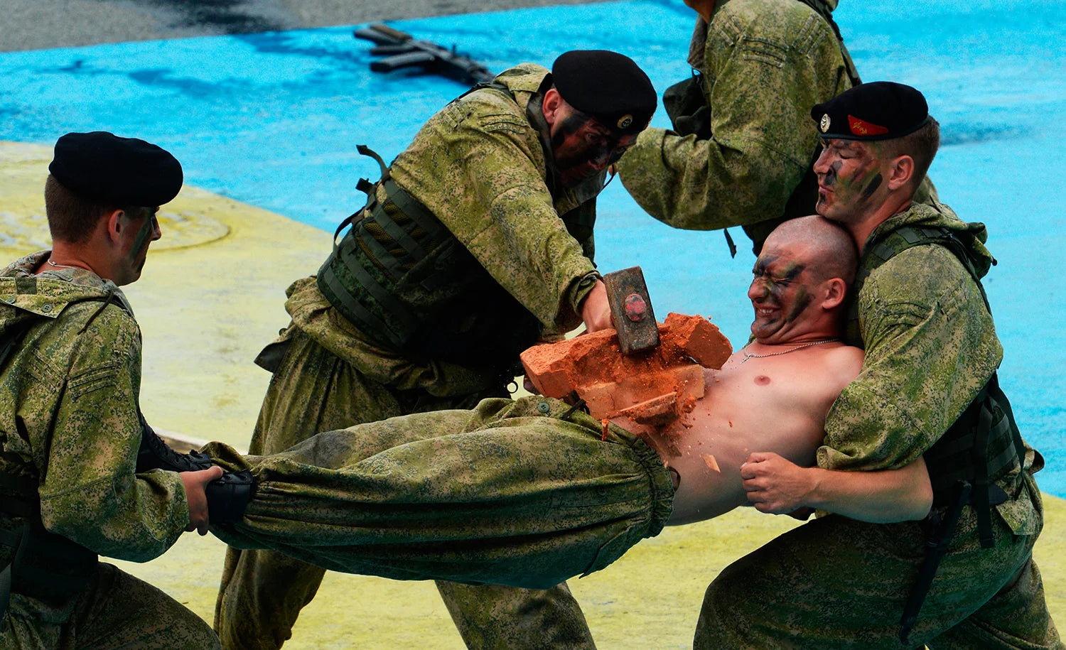 Tenue Camouflage Tactique Été – ATFG EMR White/Yellow Flower – Veste & Pantalon - BLACKBEARD OUTDOOR INDUSTRIES