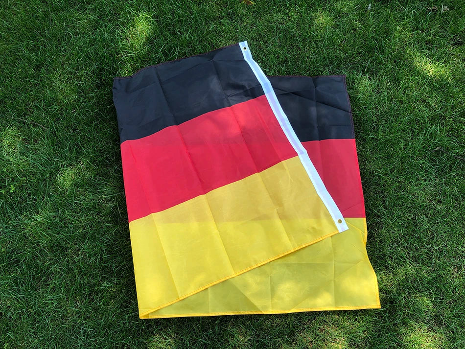 Drapeau Allemand SKY FLAG – 90x150cm en Polyester (Noir, Rouge, Jaune) – Drapeau National de l’Allemagne BLACKBEARD OUTDOOR INDUSTRIES