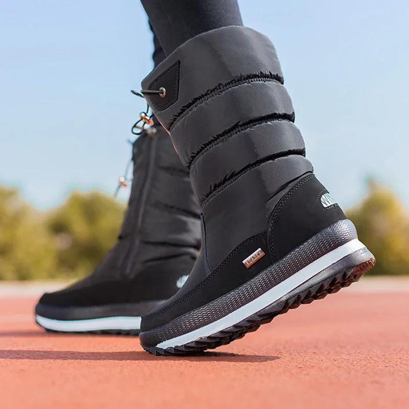 Bottes d'hiver fourrées à plateforme, modèle 686