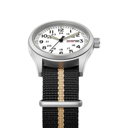 Montre de terrain K7105 – 38 mm, bracelet nylon et aiguilles lumineuses