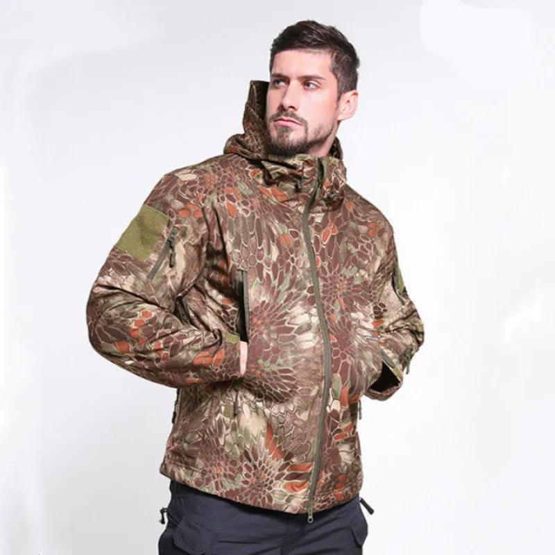 Veste tactique softshell femme à capuche, doublée polaire, camouflage ou unie