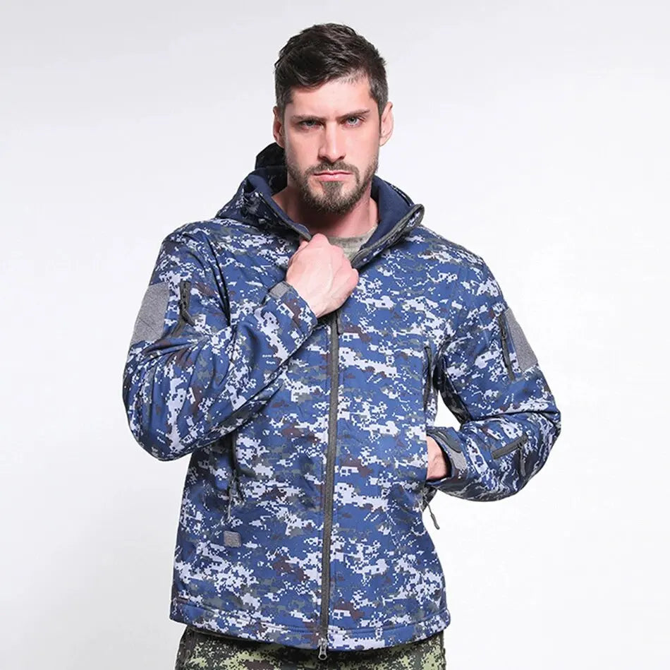 Veste tactique softshell femme à capuche, doublée polaire, camouflage ou unie