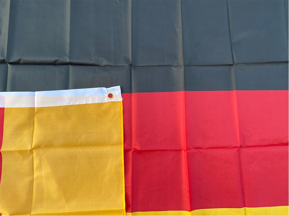 Drapeau de l'Allemagne (Noir, Rouge, Jaune) 90x150 cm - Bannière en Polyester Suspendue pour Décoration BLACKBEARD OUTDOOR INDUSTRIES