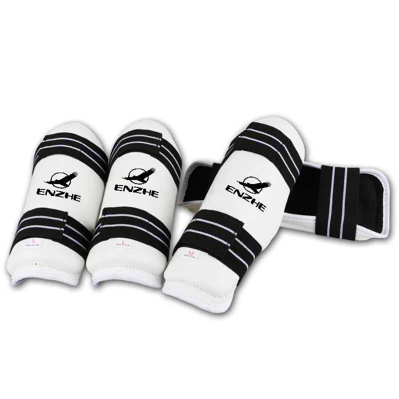 Kit Protection Taekwondo 8 Pièces WTF – Casque, Plastron, Tibières, Gants, Chaussons | Homme Femme Enfant - BLACKBEARD OUTDOOR INDUSTRIES
