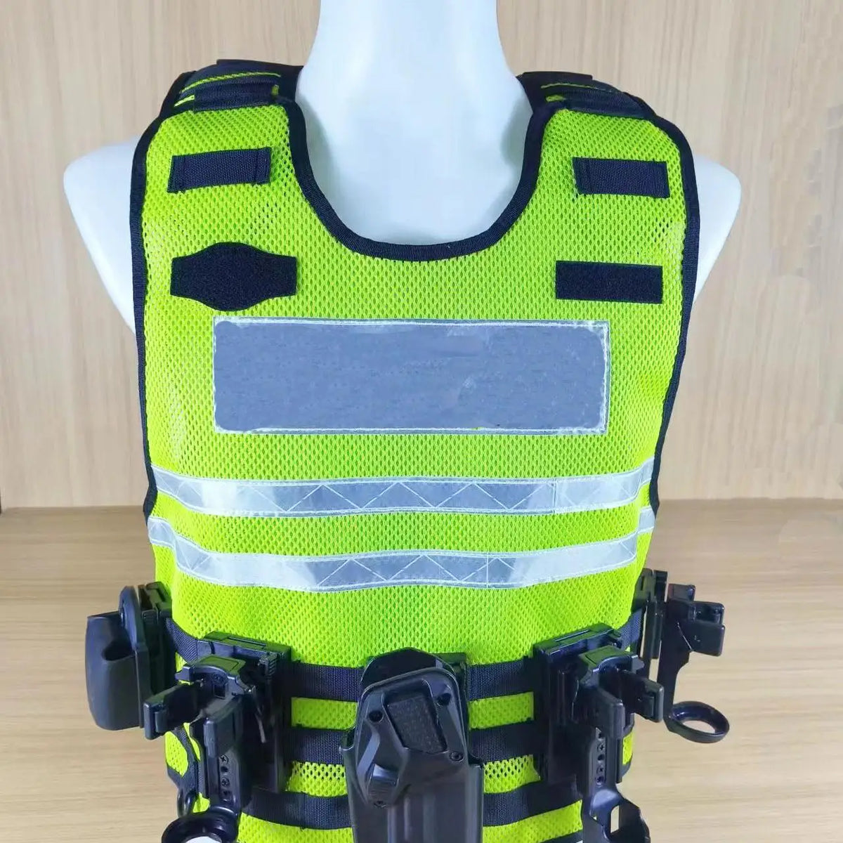 Lots Gilets Tactique Multifonction Noir ou Jaune Fluo – Doublure Anti-Coupure Interchangeable, Respirant 4 Saisons pour Agents de Securite, Formation et Patrouille (10 Configurations)
