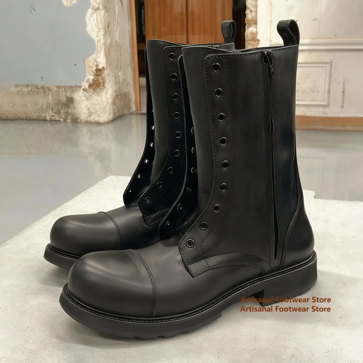 Bottes motardes homme noires à lacets et zip latéral