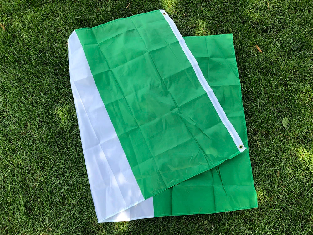 Drapeau National du Nigéria – 90x150 cm – Drapeau Vert et Blanc – Décoration Intérieure/Extérieure BLACKBEARD OUTDOOR INDUSTRIES