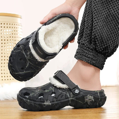 Sabots fourrés d’intérieur, chaussons noir ou kaki