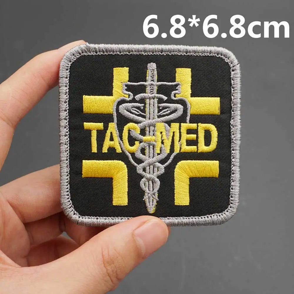 Patch Médical Tactique Brodé - BLACKBEARD OUTDOOR INDUSTRIES