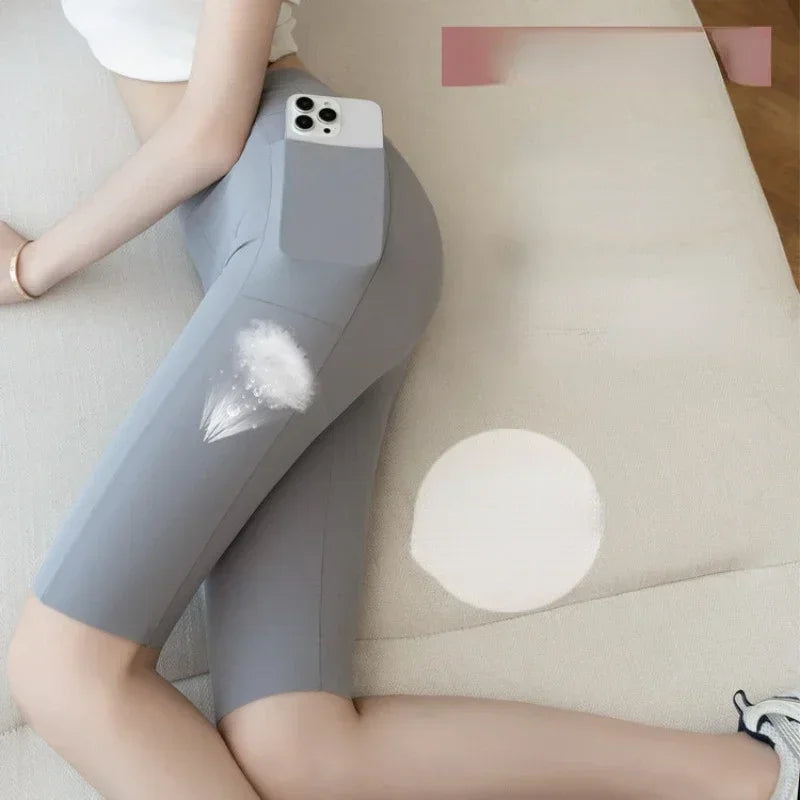 Legging Short Femme Sport Taille Haute | Gainant & Anti-Transpiration | Poches Latérales | MODX - BLACKBEARD OUTDOOR INDUSTRIES