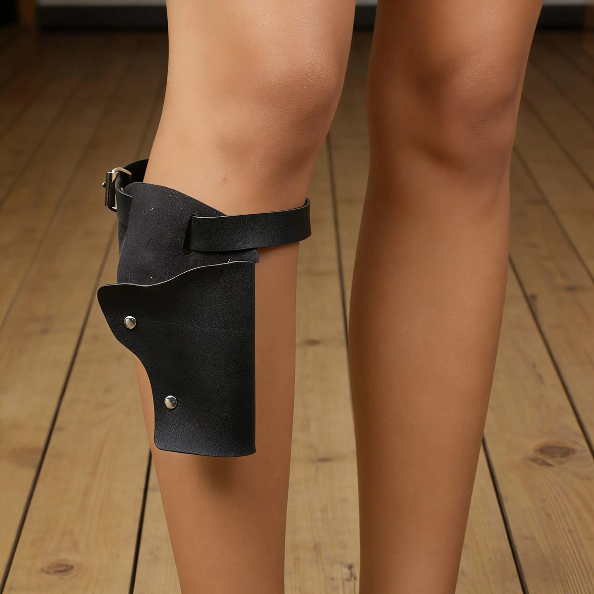 Holster de cuisse noir réglable en simili cuir