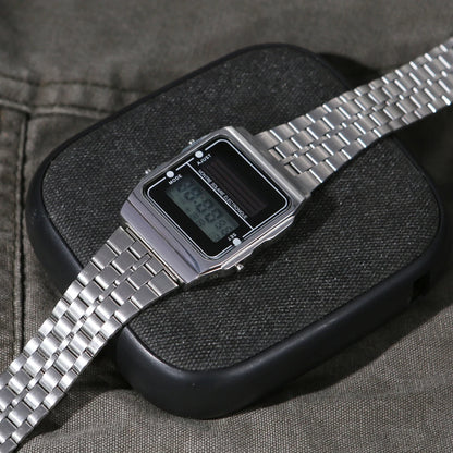 Montre Électronique Solaire Tactique – Carré Compact Unisexe - BLACKBEARD OUTDOOR INDUSTRIES