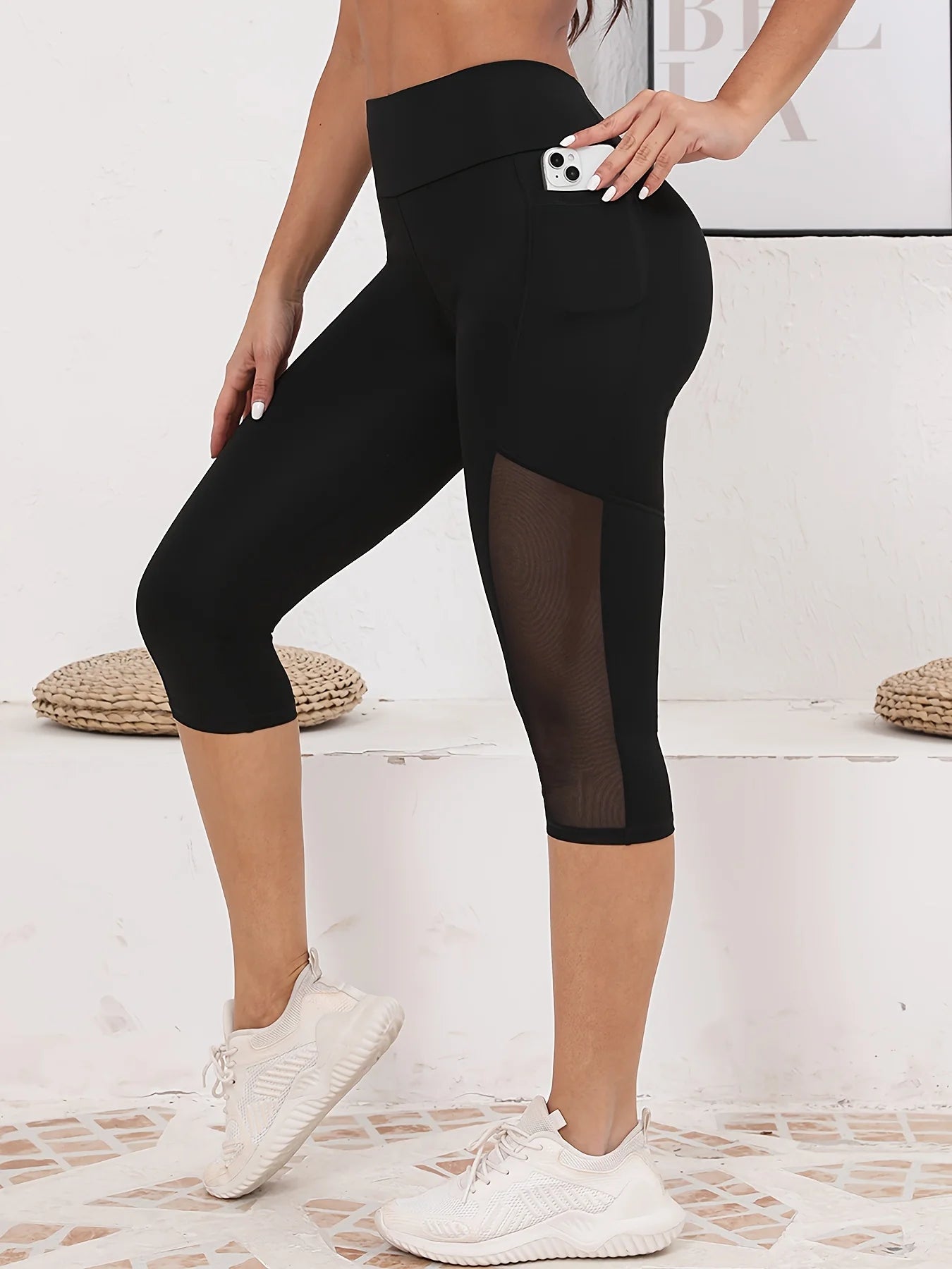 Legging de Sport Femme 3/4 Taille Haute – Poches et Empiècements en Tulle Respirant – Effet Ventre Plat - BLACKBEARD OUTDOOR INDUSTRIES