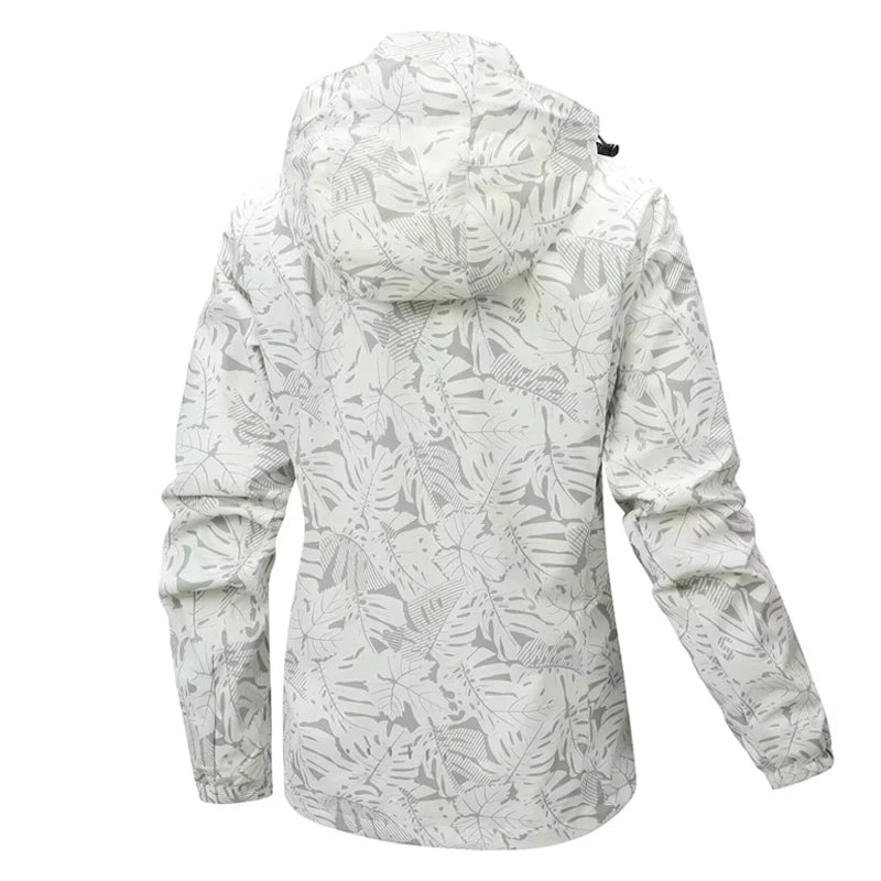 Veste Imperméable Femme à Capuche – Coupe-Vent Séchage Rapide pour Randonnée, Camping & Voyage - BLACKBEARD OUTDOOR INDUSTRIES