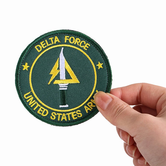 Patch Tactique Delta Force US Army – Broderie Hook & Loop 8x8 cm