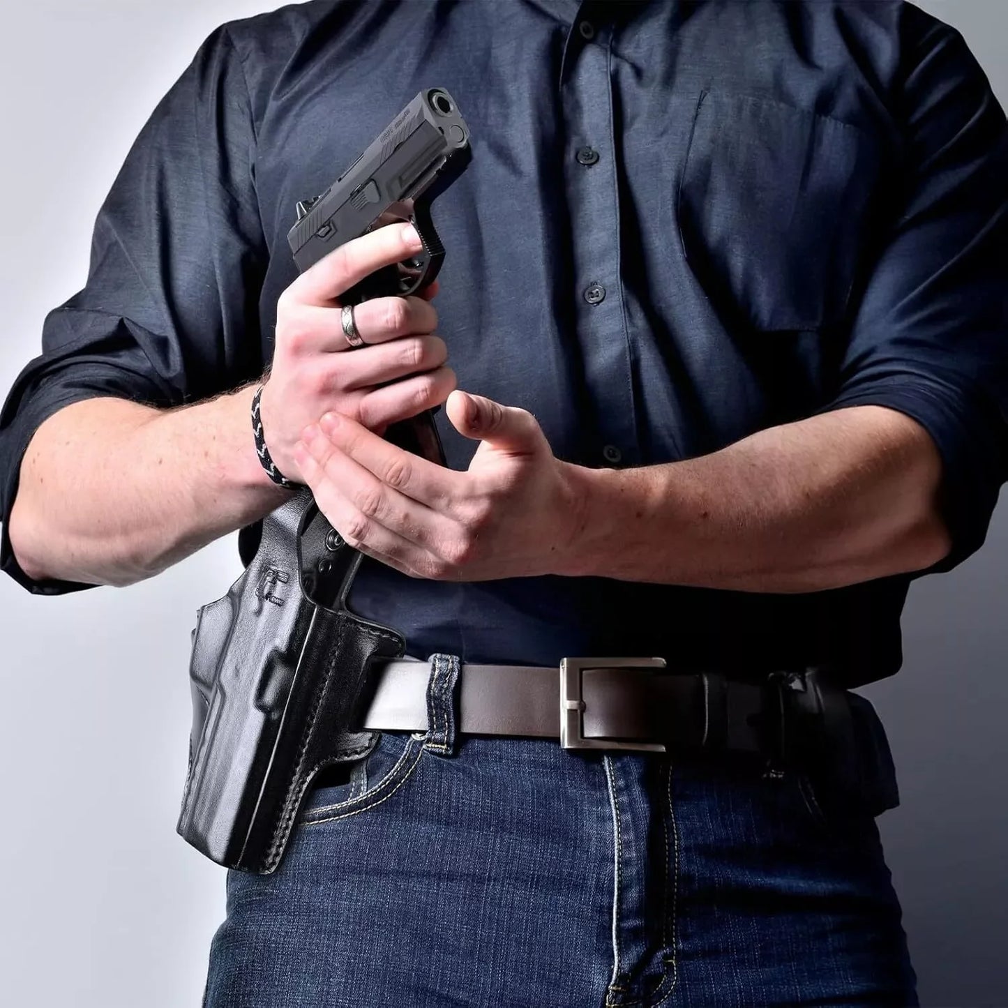 Holster Cuir Pleine Fleur OWB Sig Sauer P320 M18 Compact – Thumb Break | Main Droite | Ceinture 38-44mm - BLACKBEARD OUTDOOR INDUSTRIES