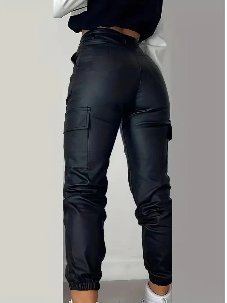 Pantalon Cargo Femme Simili Cuir Noir Y2K – Taille Haute & Coupe Slim - BLACKBEARD OUTDOOR INDUSTRIES
