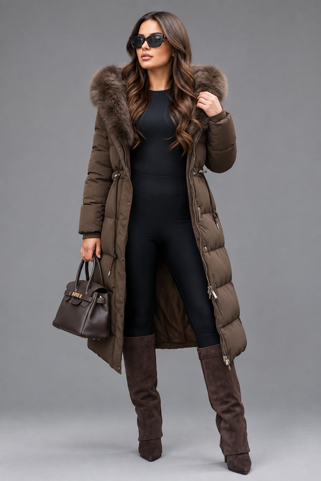 Manteau d’hiver femme à capuche et taille ajustable