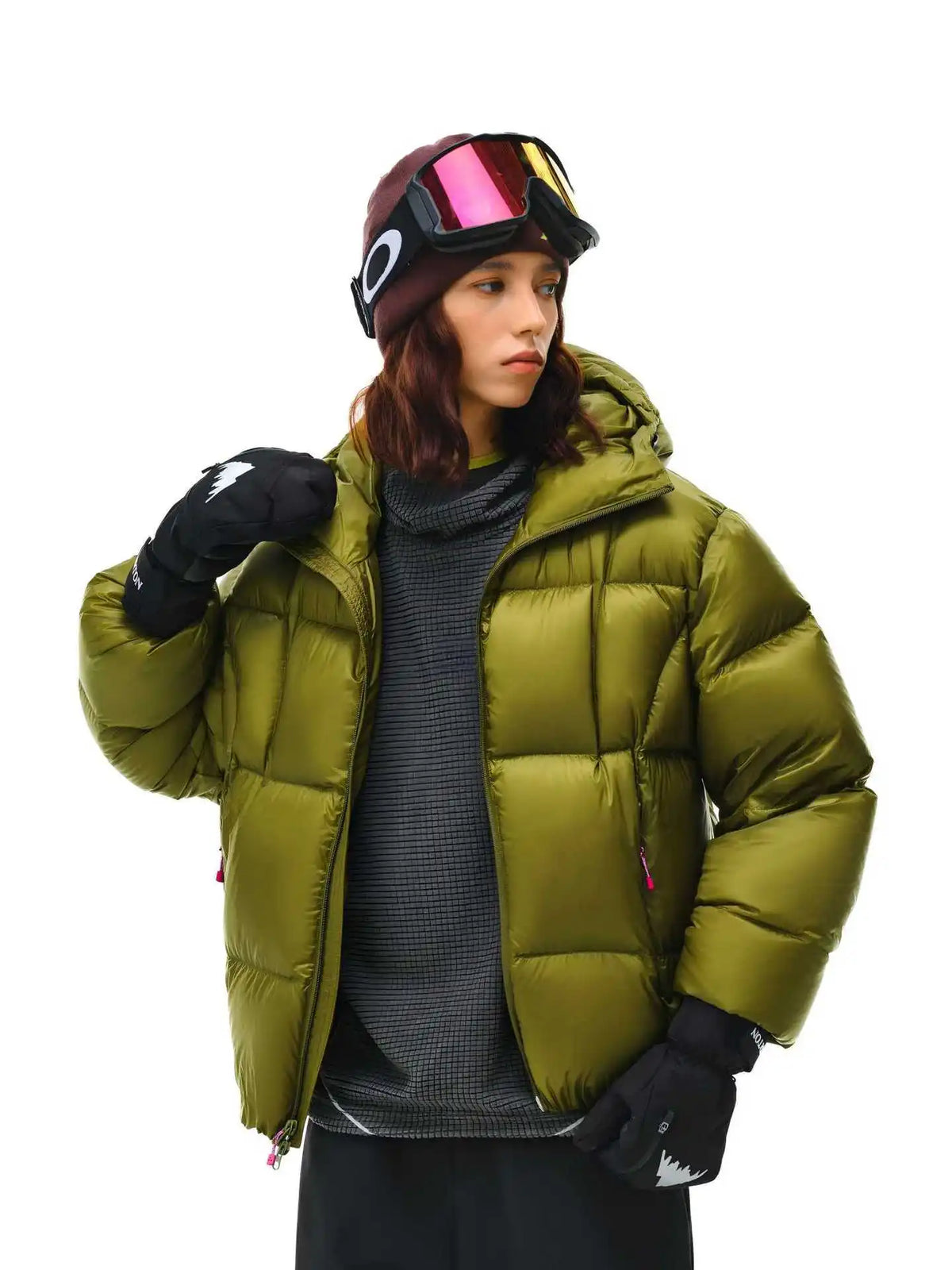 Doudoune courte femme à capuche, coupe ample