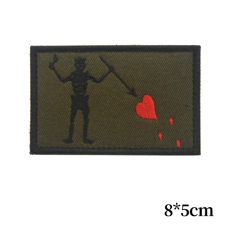 Patch Drapeau Pirate Barbe Noire IR Réfléchissant – Tactique Militaire Hook & Loop, 11 Modèles - BLACKBEARD OUTDOOR INDUSTRIES