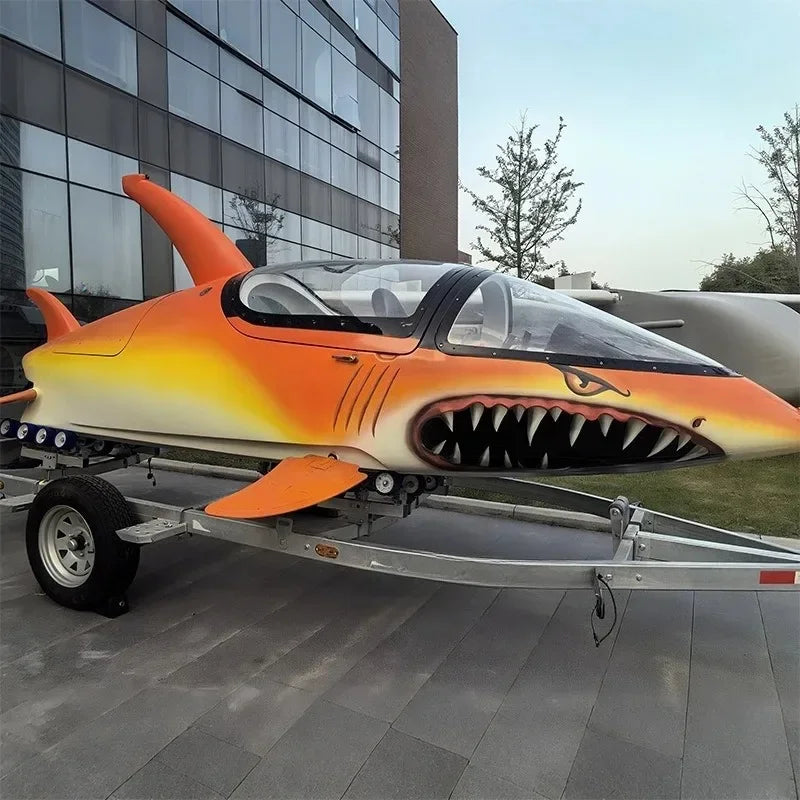 Bateau rapide en fibre de verre au design militaire
