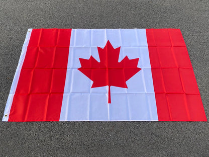 Drapeau du Canada 90x150 cm – Bannière en Polyester (Intérieur et Extérieur) BLACKBEARD OUTDOOR INDUSTRIES
