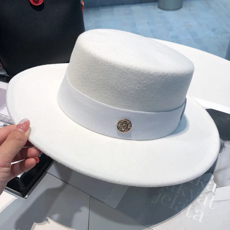 Chapeau fedora femme à bord plat et ruban
