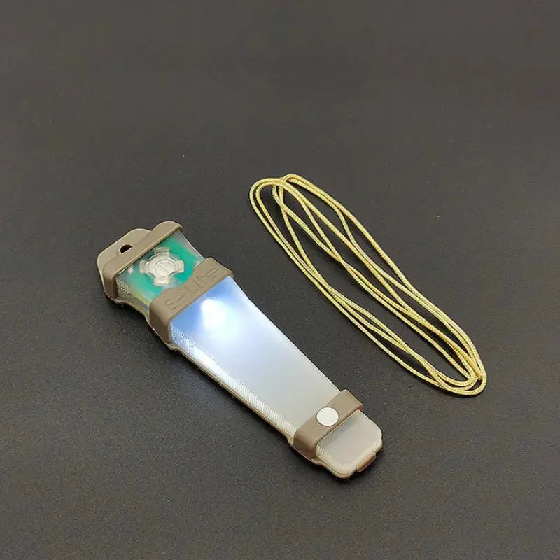 Lampe de Sécurité Clignotante FMA pour Casque – Signal de Survie Étanche pour Activités Outdoor Ma boutique