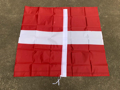 Drapeau de la Lettonie – 3x5ft (90x150cm) BLACKBEARD OUTDOOR INDUSTRIES