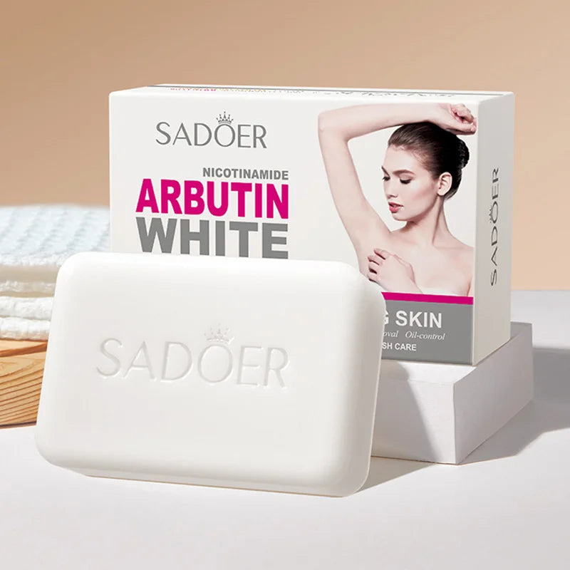 Savon visage SADOER à la niacinamide et à l’arbutine