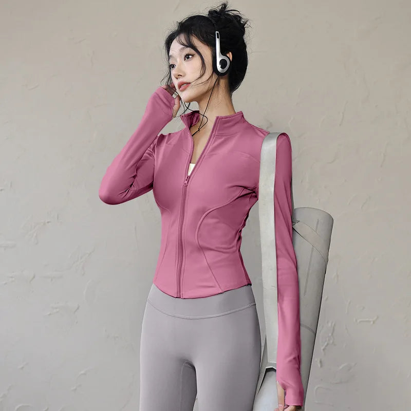Veste de sport femme légère zippée avec passe-pouces
