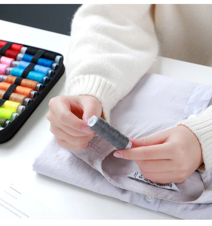 Kit Complet de Couture avec Fils, Aiguilles, Ciseaux, Mètre Ruban, Boutons - Set de Couture Portable pour DIY, Broderie, et Travaux Manuels BLACKBEARD OUTDOOR INDUSTRIES