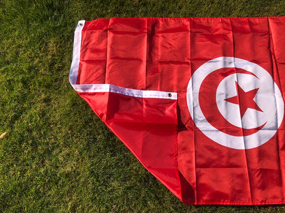 Drapeau de la Tunisie 90x150 cm – Bannière en Polyester pour Décoration (Intérieur et Extérieur) BLACKBEARD OUTDOOR INDUSTRIES