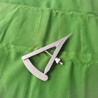 Kit d'Instruments Chirurgicaux pour Implants Dentaires - 26 Pièces - Pinces à Mordre l'Os, Marteau Osseux, Séparateur de Périoste, Sonde - Kit Chirurgical Intraoral BLACKBEARD OUTDOOR INDUSTRIES