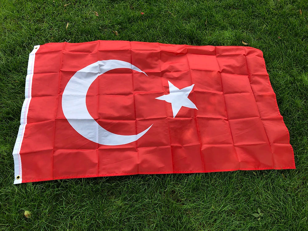 Drapeau de la Turquie 90x150 cm – Bannière en Polyester (Intérieur et Extérieur) BLACKBEARD OUTDOOR INDUSTRIES