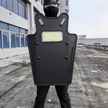 Bouclier Tactique Aluminium — Anti-Agression, Lumière Stroboscopique, Léger - BLACKBEARD OUTDOOR INDUSTRIES